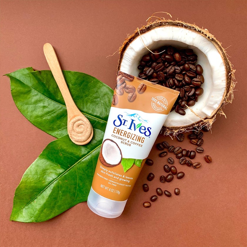 St. Ives Energizing Face Scrub With Coconut & Coffee 170g