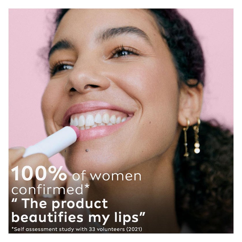 Labello 24H Moisture Strawberry Shine Lip Balm 4.8g - Red Tint