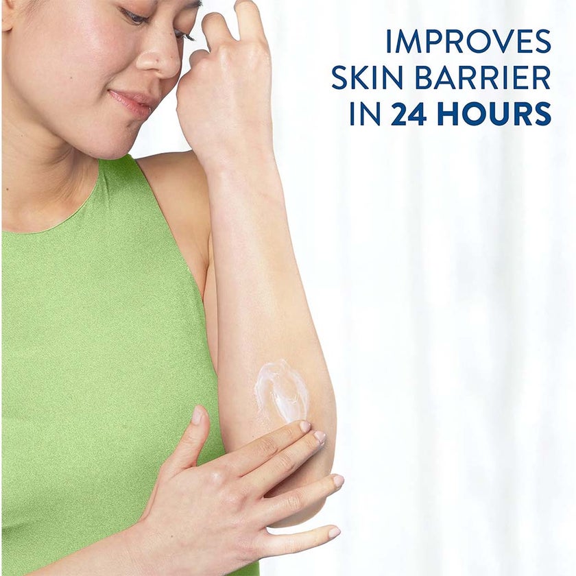 Cetaphil Moisturizing Lotion, Face & Body Moisturizer For Men & Women With Dry to Normal and Sensitive Skin, Unscented, 118ml