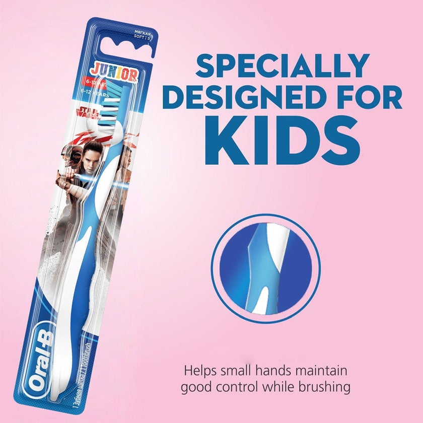 Oral-B Junior Manual Toothbrush Star Wars, For 6 - 12 Years Children, Assorted Pack of