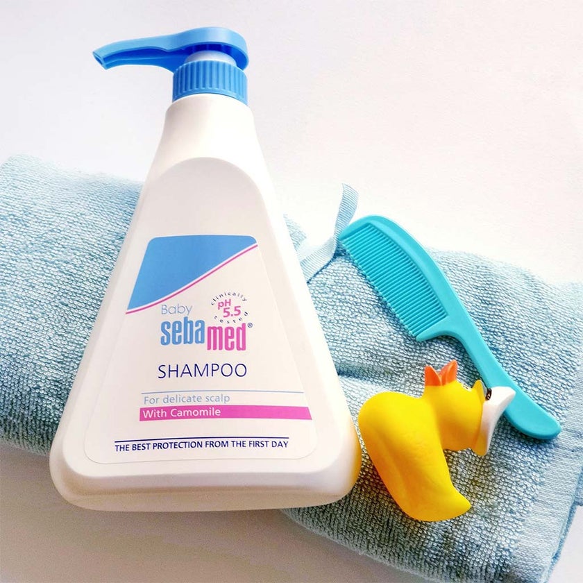 Sebamed Extra Mild Baby Shampoo 500ml + Wet Wipes 72's Pack of 4's + Baby Gentle Wash 400ml - Bundle Pack