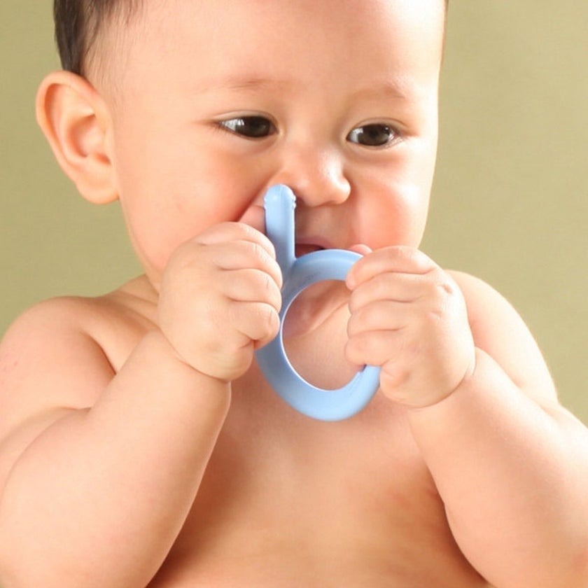 Comotomo Easy To Grab Silicone Baby Teether Blue