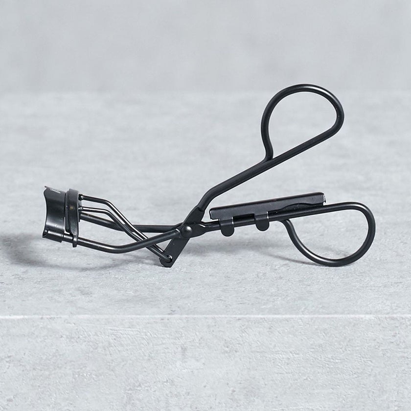 Eylure Intense Curl Eyelash Curler To Shapes Lashes