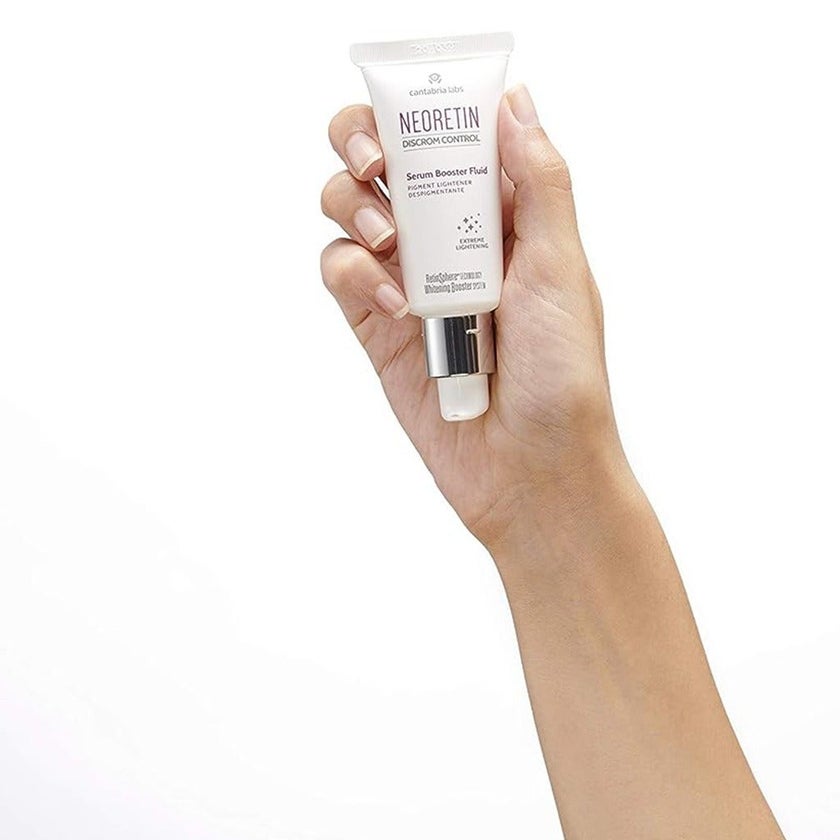 Neoretin Discrom Control Extreme Pigment Lightner Serum Booster Fluid 30ml