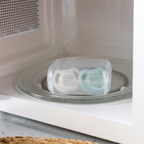 Tommee Tippee Ultralight Super Orthodontic Soft Silicone Baby Soother For 0 To 6 Months - Green/White, Pack of 2’s