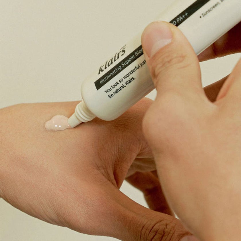 Dear Klairs Illuminating Supple Blemish Sunscreen Cream With SPF40 & PA++ 40ml