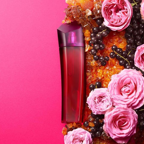 إسكادا ماجنيتيزم (أو دو برفيوم) عطر للنساء - رائحة زهرية فاكهية 75 مل