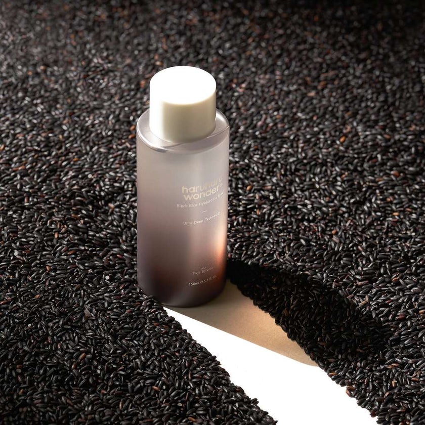 Haruharu Wonder Black Rice Hyaluronic Acid Skin Hydrating Toner 300ml