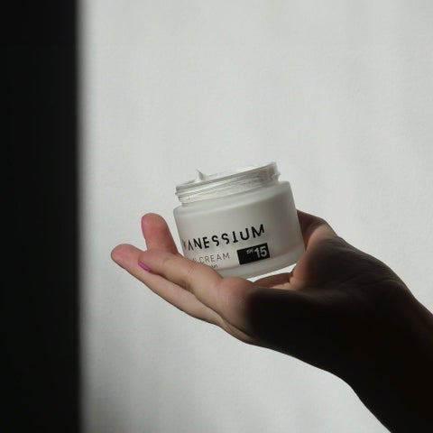 Vanessium Glow Effect SPF15 Skin Lift Sun Cream 50ml