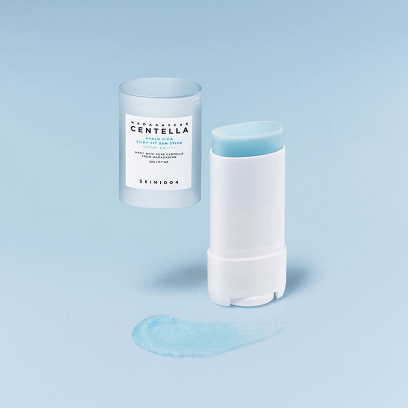 Skin1004 Madagascar Centella Hyalu-Cica Silky Fit SPF50+ PA++++ Sunstick 20g