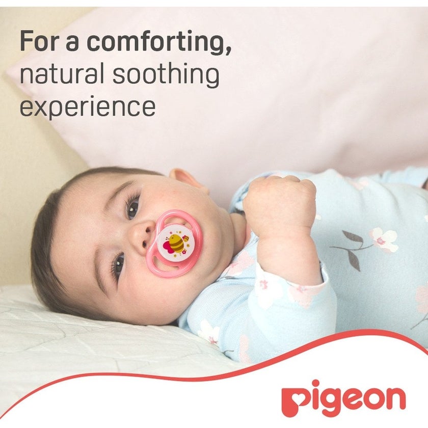 Pigeon Minilight Pacifier For 6+ Months Baby, Size - Medium, Girl
