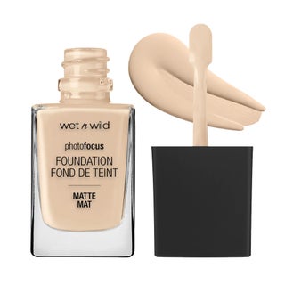 Wet n Wild Photo Focus Matte Foundation - Soft Ivory