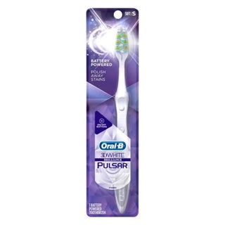 Oral-B 3D White Pulsar Battery Powered Toothbrush - Soft